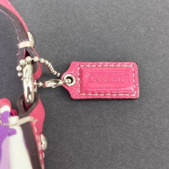 - Coach Authentic Vintage Y2K Graffiti Multicolored Flower Shoulder Bag - Picture 4 of 6